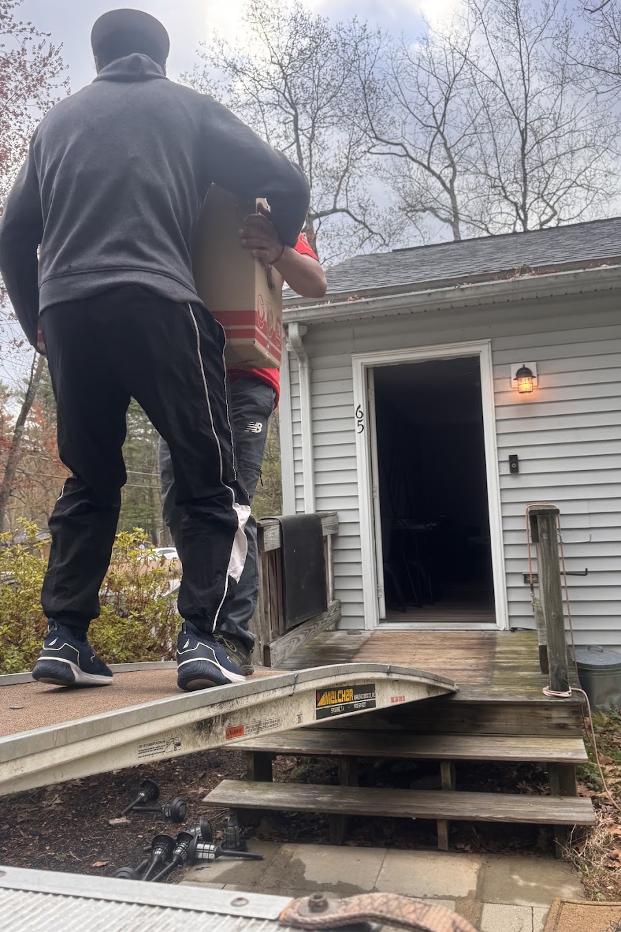 Moving-day photo shared with Jen Rivera’s Google review